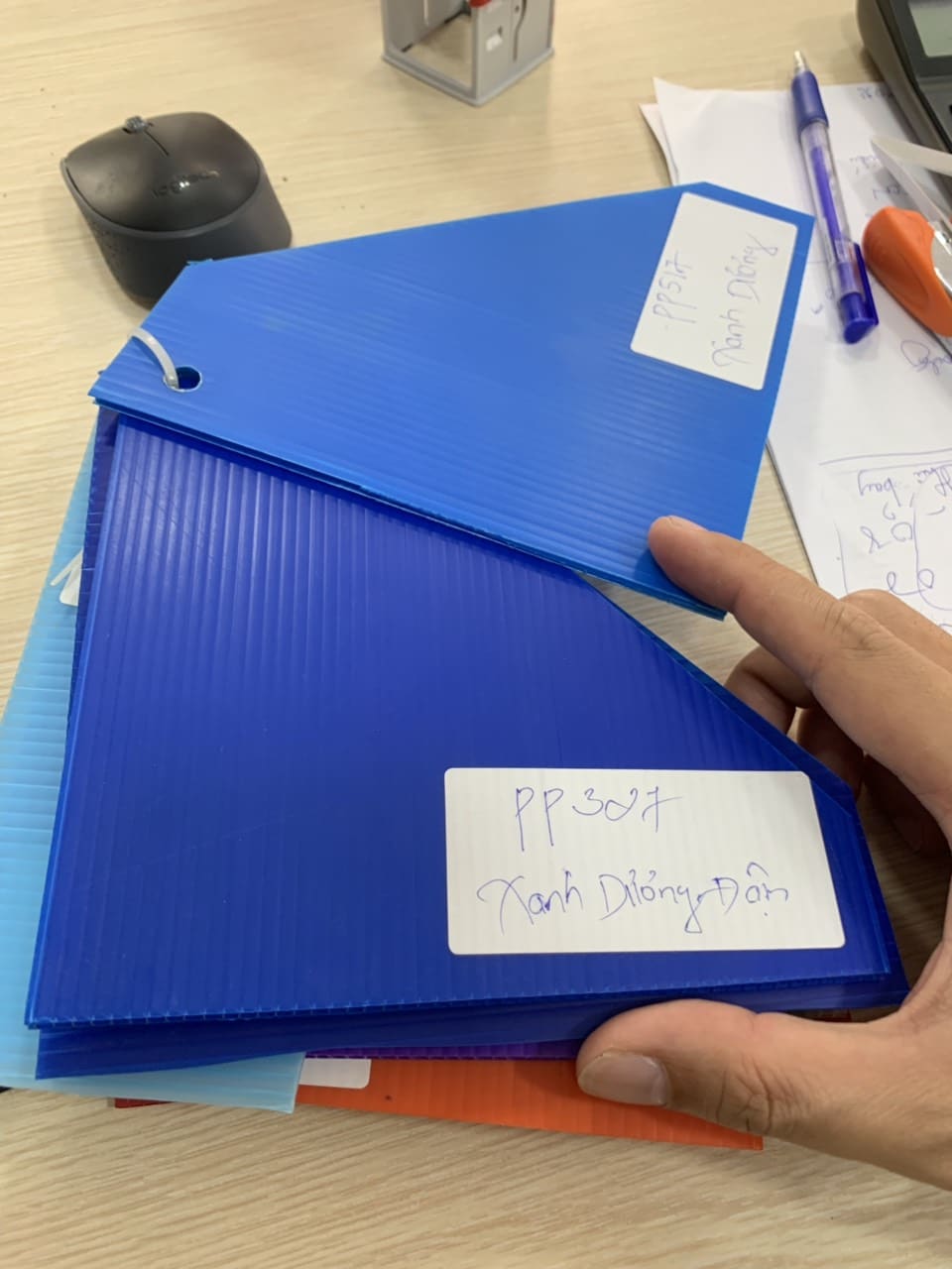 Tấm nhựa Danpla có nhiều loại khác nhau