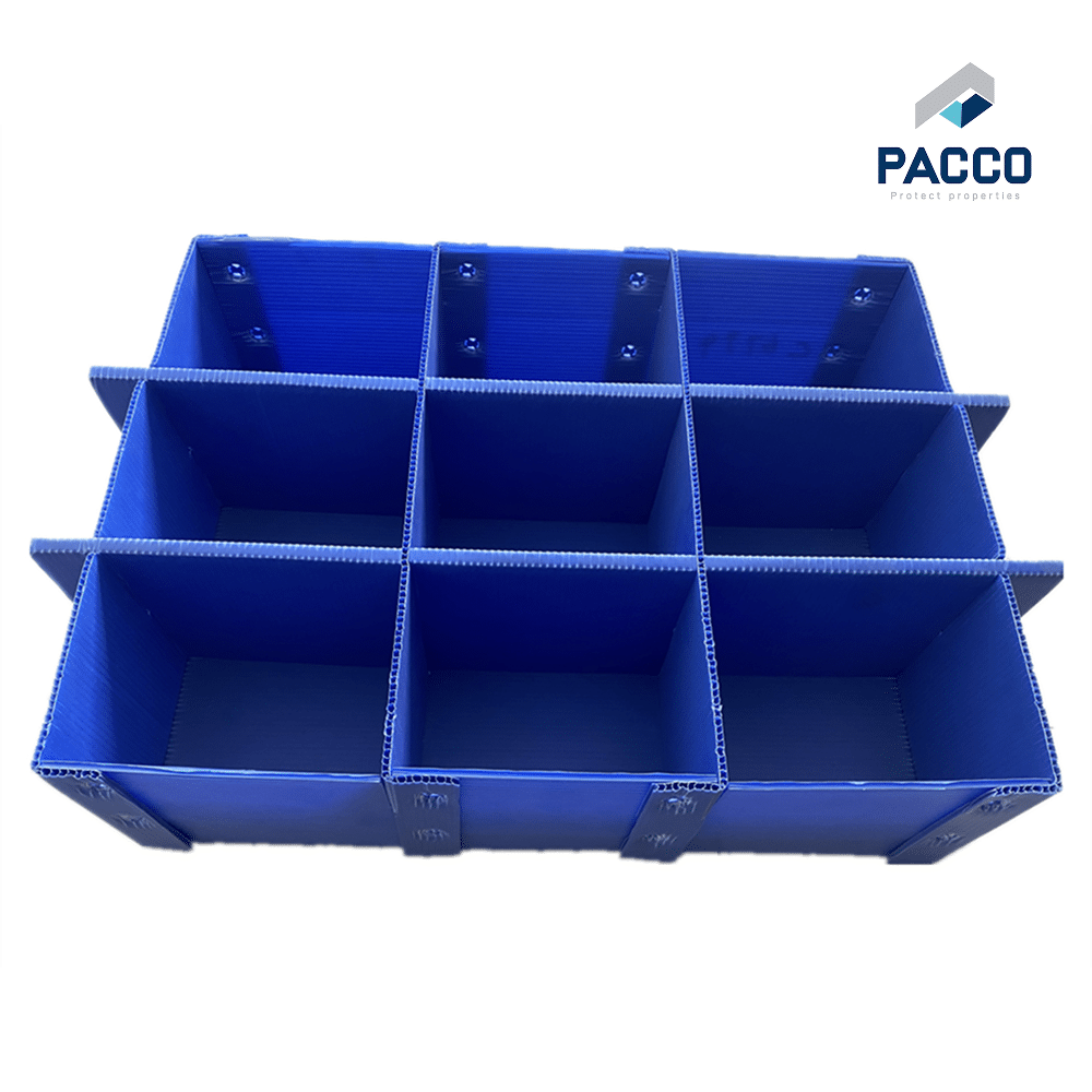 Linh kiện điện tử được sắp xếp gọn gàng trong thùng Danpla chống tĩnh điện